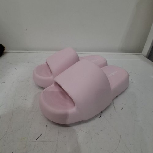 UNISEX MELLOW FLUFFY AND SOFT SANDALS - SIZE 39-40 - PINK image 2