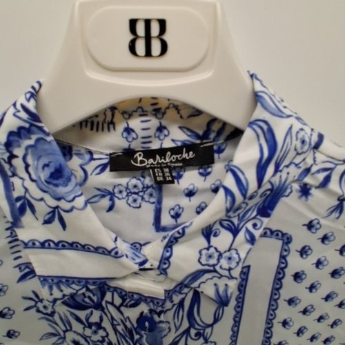 WOMEN'S BARILOCHE PRINT BUTTON-UP SHIRT - SMALL / MEDIUM - 38 - WHITE / BLUE (STYLE: ALMENA) image 4
