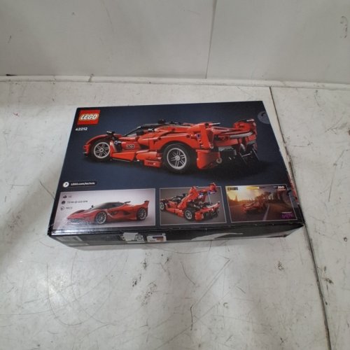 897PC LEGO TECHNIC ASPHALT LEGENDS UNITE BUILDING SET - FERRARI FXX K (MODEL: 42212) image 2