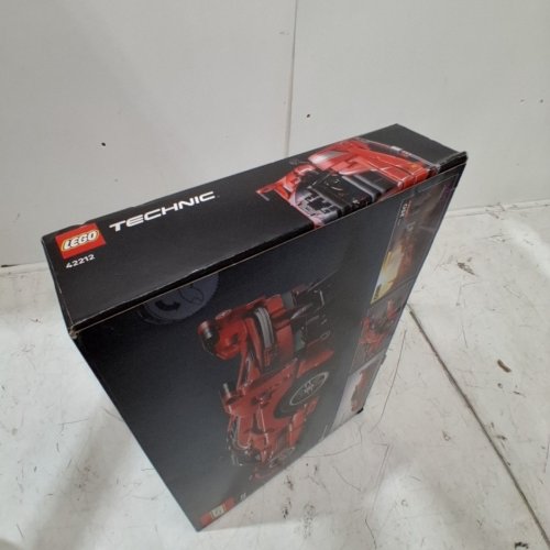 897PC LEGO TECHNIC ASPHALT LEGENDS UNITE BUILDING SET - FERRARI FXX K (MODEL: 42212) image 4