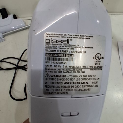 BISSELL FEATHERWEIGHT 3-IN-1 STICK/HAND VACUUM CLEANER - WHITE - (MODEL: 2033J) image 5