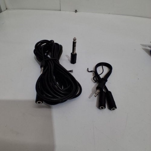 ONN. AUX EXTENSION AUDIO ADAPTER KIT- 18FT- BLACK image 3