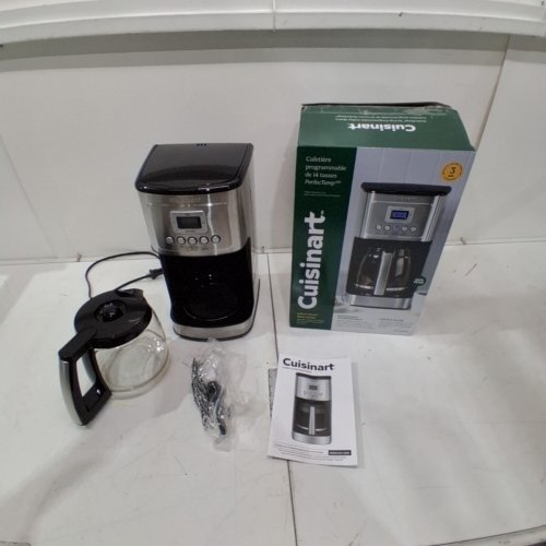 CUISINART PERFECTEMP PROGRAMMABLE COFFEE MAKER WITH DIGITAL DISPLAY - 14 CUP GLASS CARAFE - STAINLESS STEEL (MODEL: DCC-3200) image 3