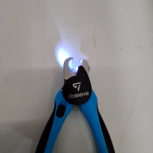 ITOLEEVE PROFESSIONAL DUALSAFE PET NAIL TRIMMER WITH LED LIGHT - BLUE image 2