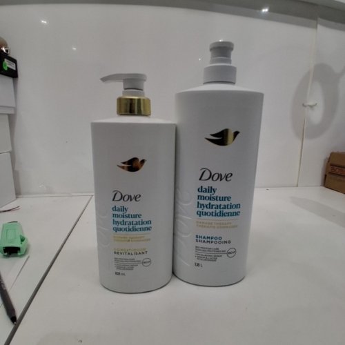 2PC DOVE DAILY MOISTURE SHAMPOO AND CONDITIONER - 1 L / 828 ML image 3