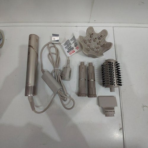 SHARK FLEXSTYLE AIR STYLING & DRYING SYSTEM WITH CURL-DEFINING DIFFUSER - OVAL BRUSH - CONCENTRATOR - AND AUTO-WRAP CURLERS - STONE/ROSE GOLD (MODEL:HD435C). image 3