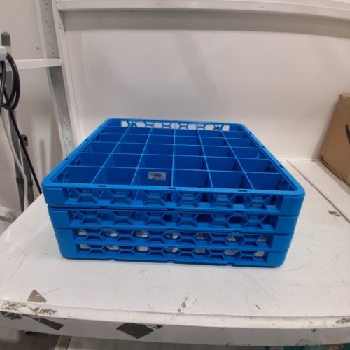 4PK CARLISLE OPTICLEAN 9-COMPARTMENT DIVIDED GLASS RACK WITH EXTENDER - 19" X 19" - BLUE - (MODEL:RG9-114) image 2