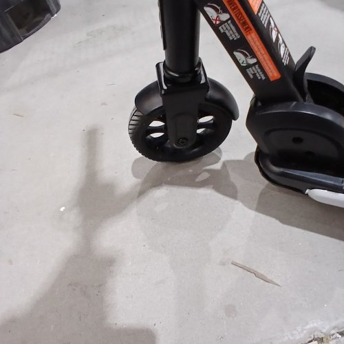 KIDS JETSON OMEGA ILLUMINATED ELECTRIC SCOOTER - 8KM RANGE - 16KM/H - BLACK (MODEL: 1747518) image 8