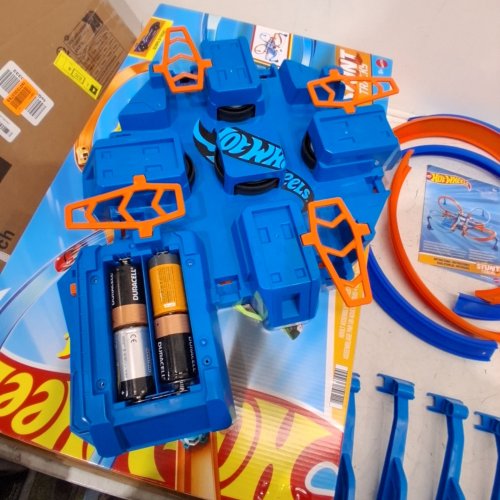 HOT WHEELS CRISS CROSS CRASH TRACK SET (MODEL: DTN42) image 2
