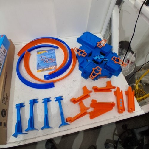 HOT WHEELS CRISS CROSS CRASH TRACK SET (MODEL: DTN42) image 3