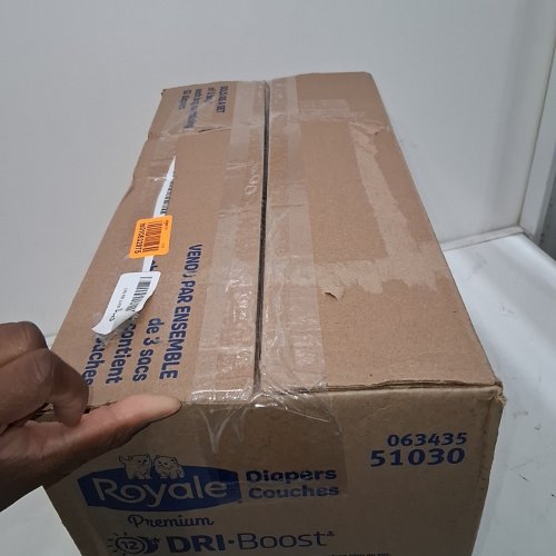 156PK ROYALE PREMIUM DIAPERS - SIZE 4 (22-37LB) - WHITE (MODEL: 51030) image 4
