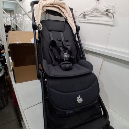 ERGOBABY METRO 3 COMPACT ALL IN ONE COMPACT LIGHTWEIGHT TRAVEL BABY STROLLER - NATURAL BEIGE (MODEL:METRO3NATBGE) image 5