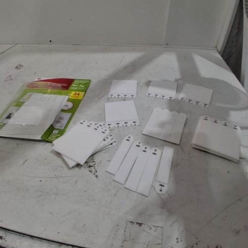 34PR 3M COMMAND PICTURE HANGING STRIPS - 15LBS- WHITE image 2