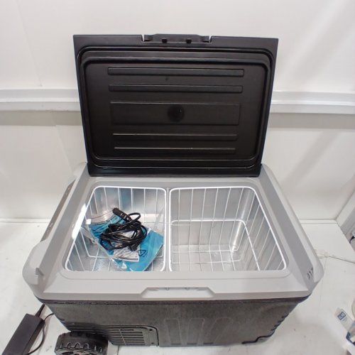 EUHOMY PORTABLE ELECTRIC COOLER - 35L/37QT CAPACITY - 17" X 17" X 25" - BLACK/GREY - (MODEL: CFB-35) image 5