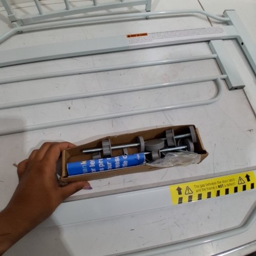 REGALO EASY STEP SAFETY GATE - 29"- 38.5" - WHITE (MODEL : 1160-DS) image 3