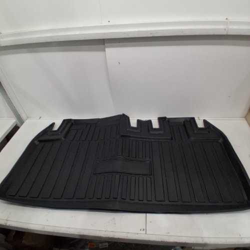 REAR CARGO MAT FOR SUV - 48" X 24" - BLACK image 3
