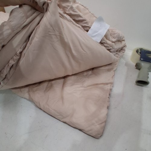 LIGHTWEIGHT RAISED TUFTED BLANKET - FULL - LIGHT PINK image 4