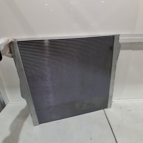A PREMIUM RADIATOR PRIMARY FOR BMW MODELS (MODEL:RAD13380-C) image 4