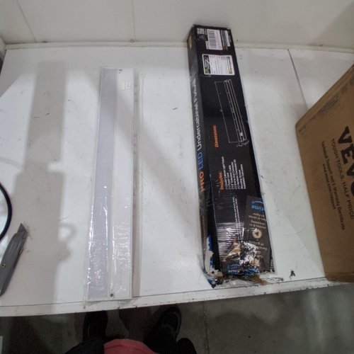 INLIGHT LED UNDER-CABINET LIGHT FIXTURE 2700 K, 3000 K, 4000 K - 950 LUMENS - WHITE image 5