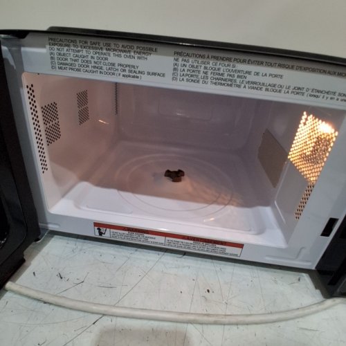 CHEFMAN COUNTERTOP MICROWAVE OVEN - 1.1CU.FT - BLACK (MODEL: RJ55-11B-V2-CA) image 4