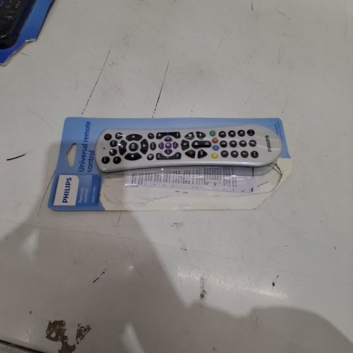 PHILIPS 4-DEVICE UNIVERSAL REMOTE CONTROL - PEARL WHITE (MODEL: SRP4222P/27) image 3