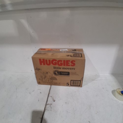 132PK HUGGIES LITTLE MOVERS DIAPERS - SIZE 5 - DISNEY BABY LION KING (MODEL: 56316) image 4