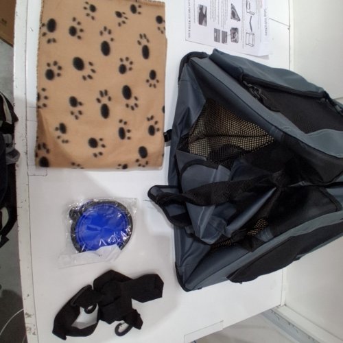 PETPRSCO PORTABLE AND COLLAPSIBLE DOG TRAVEL CRATE - 32" X 23" X 23" - BLUE image 3