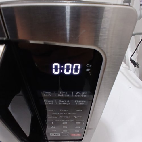 TOSHIBA COMPACT DIGITAL MICROWAVE OVEN - 0.9CU.FT - 1300W - BLACK (MODEL: ML-EM25P(BS)/CA) image 2