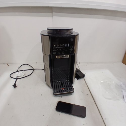 DE'LONGHI TRUEBREW DRIP HOT OR ICED COFFEE MAKER WITH BUILT IN GRINDER - SERVES DRINKS 3OZ - 24OZ - BLACK/STAINLESS STEEL (MODEL: CAM51025MB) image 3
