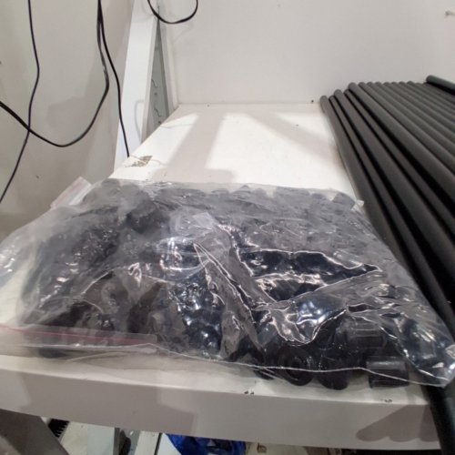 105PK HYPERGIANT ALUMINUM DECK BALUSTERS WITH CONNECTORS AND SCREW - 36" - BLACK image 3