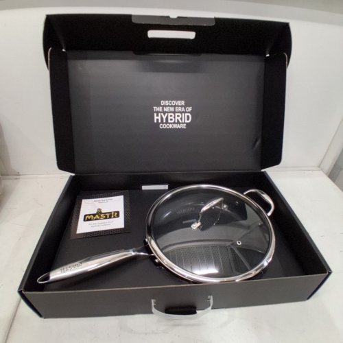 MASTIR HYBRID HONEYCOMB STAINLESS STEEL DEEP SAUTÉ/SHALLOW FRY PAN WITH LID - 11" image 3