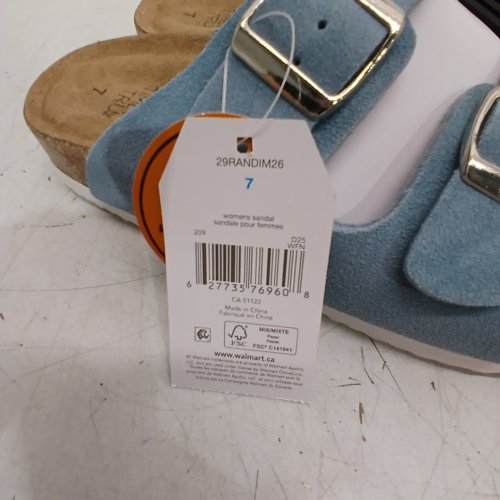 WOMEN'S MEMORY FOAM STRAP SANDALS - SIZE 7 - BLUE image 2