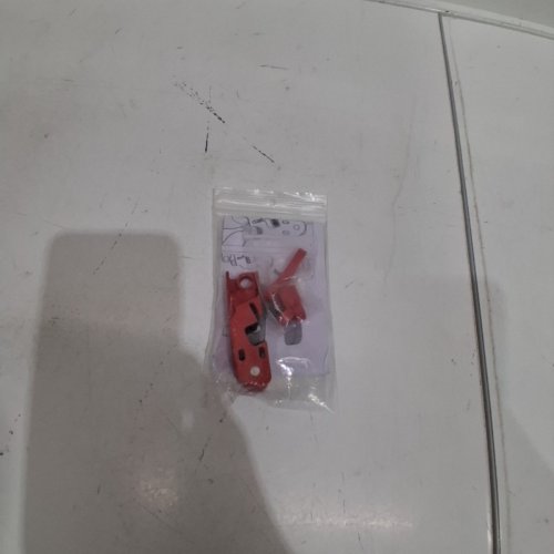 MASTER LOCK GRIP TIGHT CIRCUIT BREAKER LOCKOUT - TALL OR WIDE TOGGLE image 2
