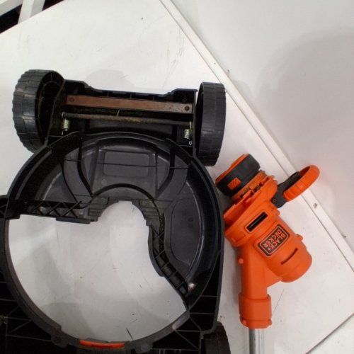 BLACK + DECKER 12" CORDED 3-IN-1 STRING TRIMMER, EDGER & LAWN MOWER - ORANGE/BLACK (MODEL: MTE912) image 4