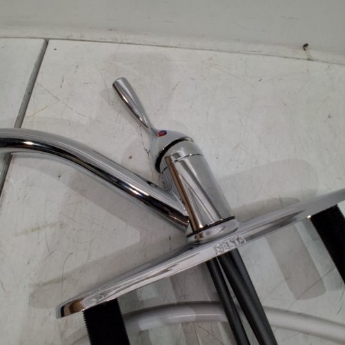 DELTA SINGLE HANDLE KITCHEN FAUCET WITH SPRAY -CHROME (MODEL:175-DST) image 5