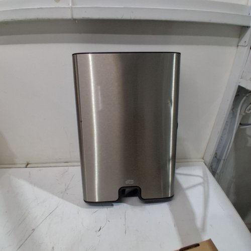 TORK ELEVATION XPRESS HAND TOWEL DISPENSER - SILVER (MODEL: 553028) image 2