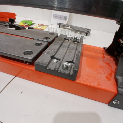 MANUAL TILE CUTTER - 37" - ORANGE (MODEL: TC-D11-600) image 6