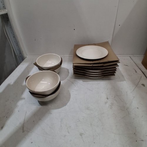 12PC MAINSTAYS DARBY STONEWARE DINNERWARE SET - VANILLA (STYLE: DARBY) image 2