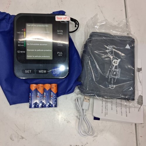 BLOOD PRESSURE MONITOR WITH 3 COLOUR BACKLIT SCREEN 2X99 MEMORY WITH UPPER ARM LARGE CUFF - BLACK (MODEL: BSX525) image 3