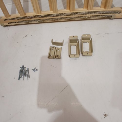 EVENFLO WALK-THRU TOP OF STAIRS EXTRA WIDE BABY & PET GATE - 32" X 30" - 48" - NATURAL WOOD BROWN (MODEL: 1050500 1050) image 3