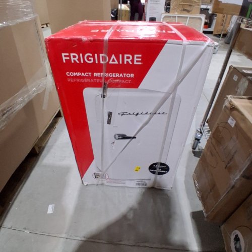FRIGIDAIRE COMPACT ROUNDED RETRO PREMIUM MINI FRIDGE - 3.2 CU.FT - PINK (MODEL: EFR372-PINK-6COM) image 7