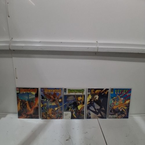 10 ASSTD DC COMIC BOOKS - FOREVER PEOPLE #1, #2, LEGIONNAIRES #2, BLACK CANARY #1, AQUAMAN #10, L.E.G.I.O.N. #33, HAWKWORLD #5, #6, #14, #17 - VARIOUS AUTHORS image 3