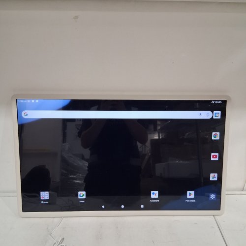 VLH SMART PORTABLE TV TABLET WITH ROLLING STAND AND REMOTE CONTROL - ANDROID 15, 8+128GB, 38400MAH BATTERY, 5MP CAMERA - 32" - WHITE (MODEL: M01) image 7
