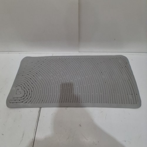 MUNCHKIN SOFT SPOT CUSHIONED BATH MAT - 36" X 17" - GREY image 2