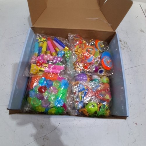 ~100PC BEAUTYSUREUP KIDS PARTY FAVOR ASSORTMENT - MULTICOLOUR image 9