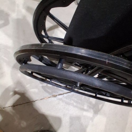 MEDLINE GUARDIAN K1 WHEELCHAIR - 16" SEAT - 300LB CAPACITY - BLACK (MODEL: K1166N22S) image 4