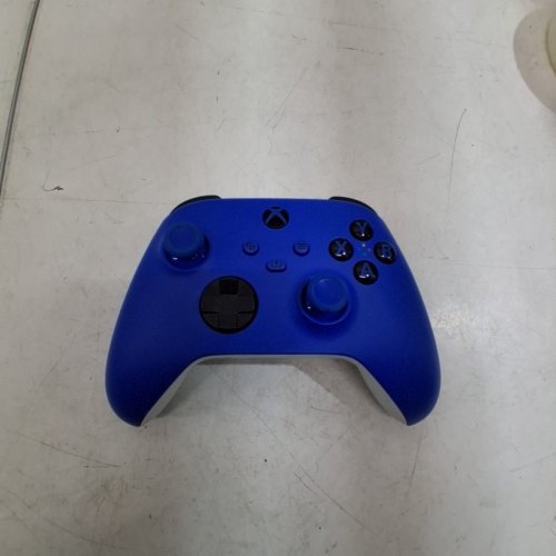 XBOX ONE CORE CONTROLLER - SHOCK BLUE image 3