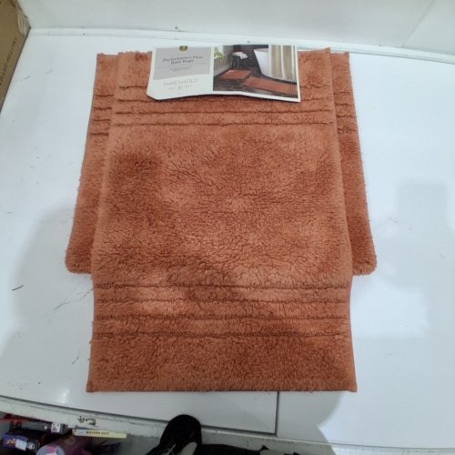 2PC THRESHOLD BATH RUG SET - 20" X 34" - 17" X 24" - CORAL PINK image 2