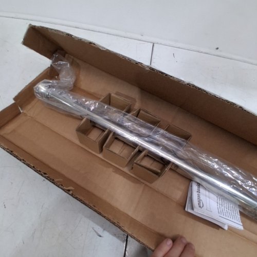 AMAZON BASICS EASY INSTALL ADJUSTABLE TENSION CURTAIN ROD FOR SHOWERS WINDOWS AND DOORWAYS - 42" - 72" - NICKEL image 3
