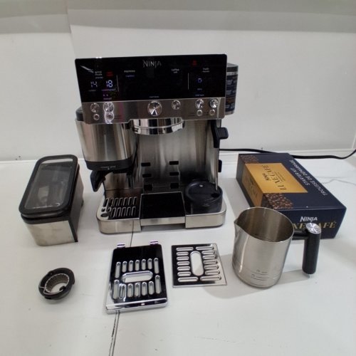 3-IN-1 NINJA LUXE CAFÉ SIGNATURE SERIES ESPRESSO MACHINE - SILVER/BLACK (MODEL: ES655CCO) image 3